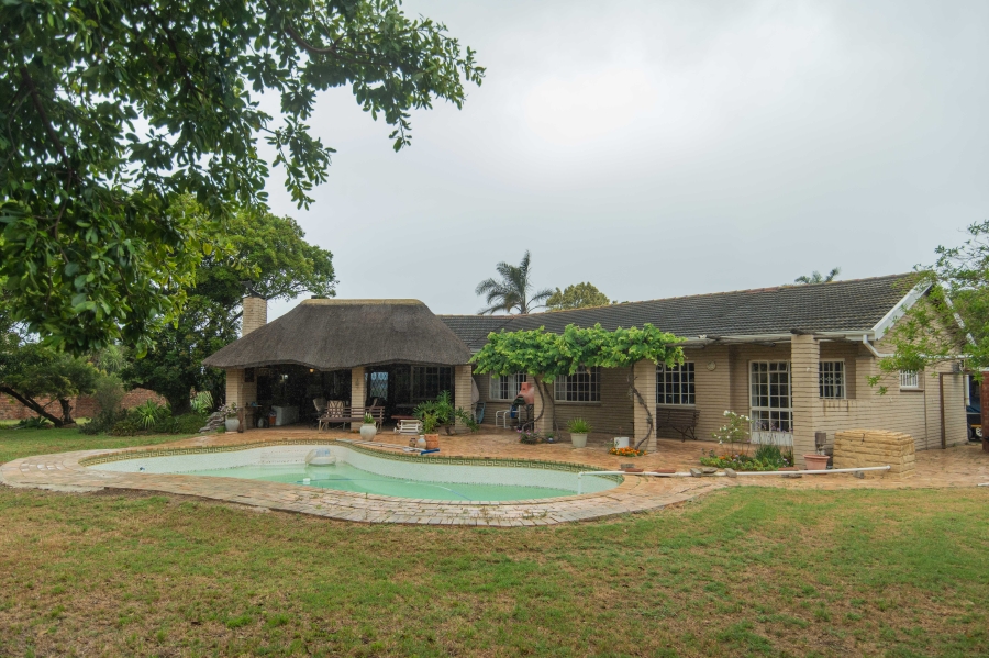 4 Bedroom Property for Sale in Amsterdamhoek Eastern Cape